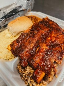 bar-b-que ribs plate lunch with sides